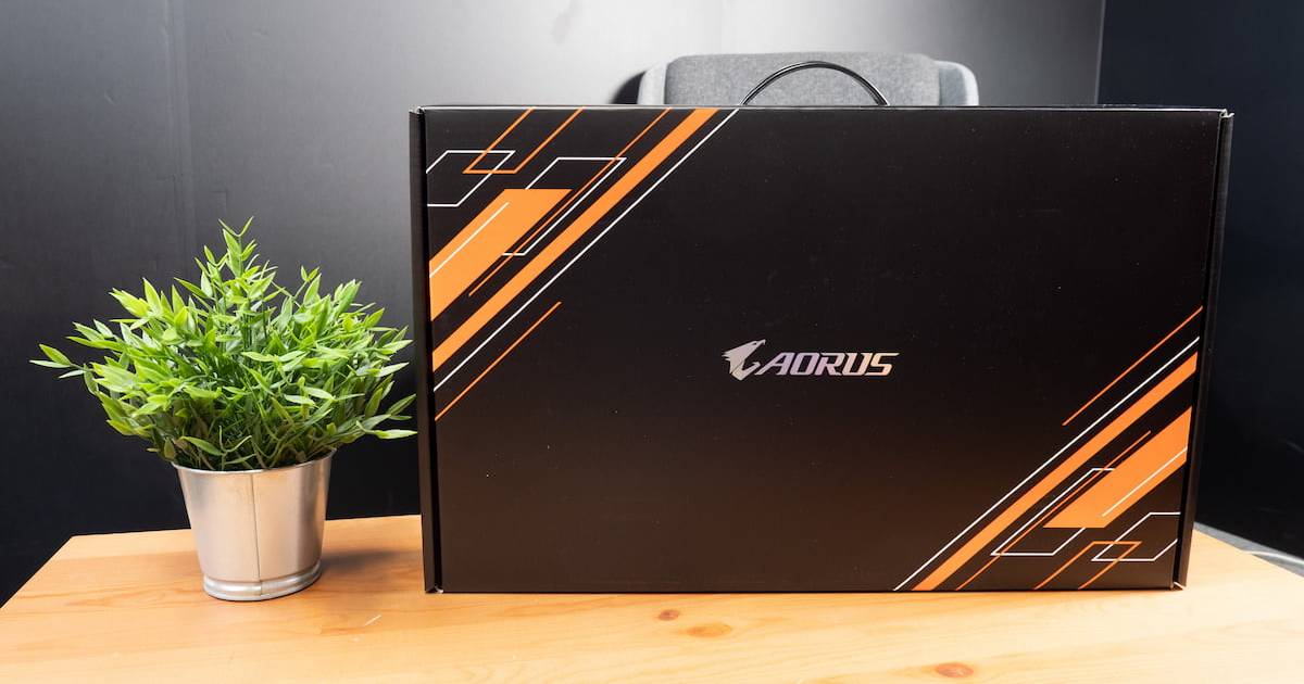 UNBOXING: First Hand on AORUS 17